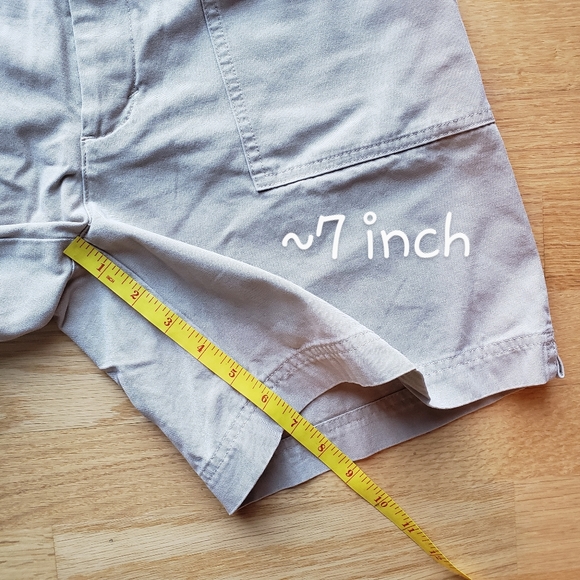 Eddie Bauer Khaki Shorts - Picture 5 of 6